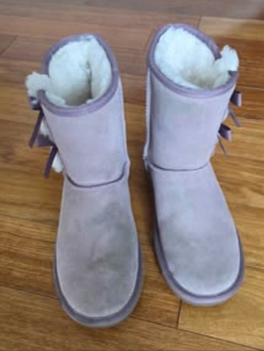 Koolabura by UGG Lavender Boots Girls Size 4